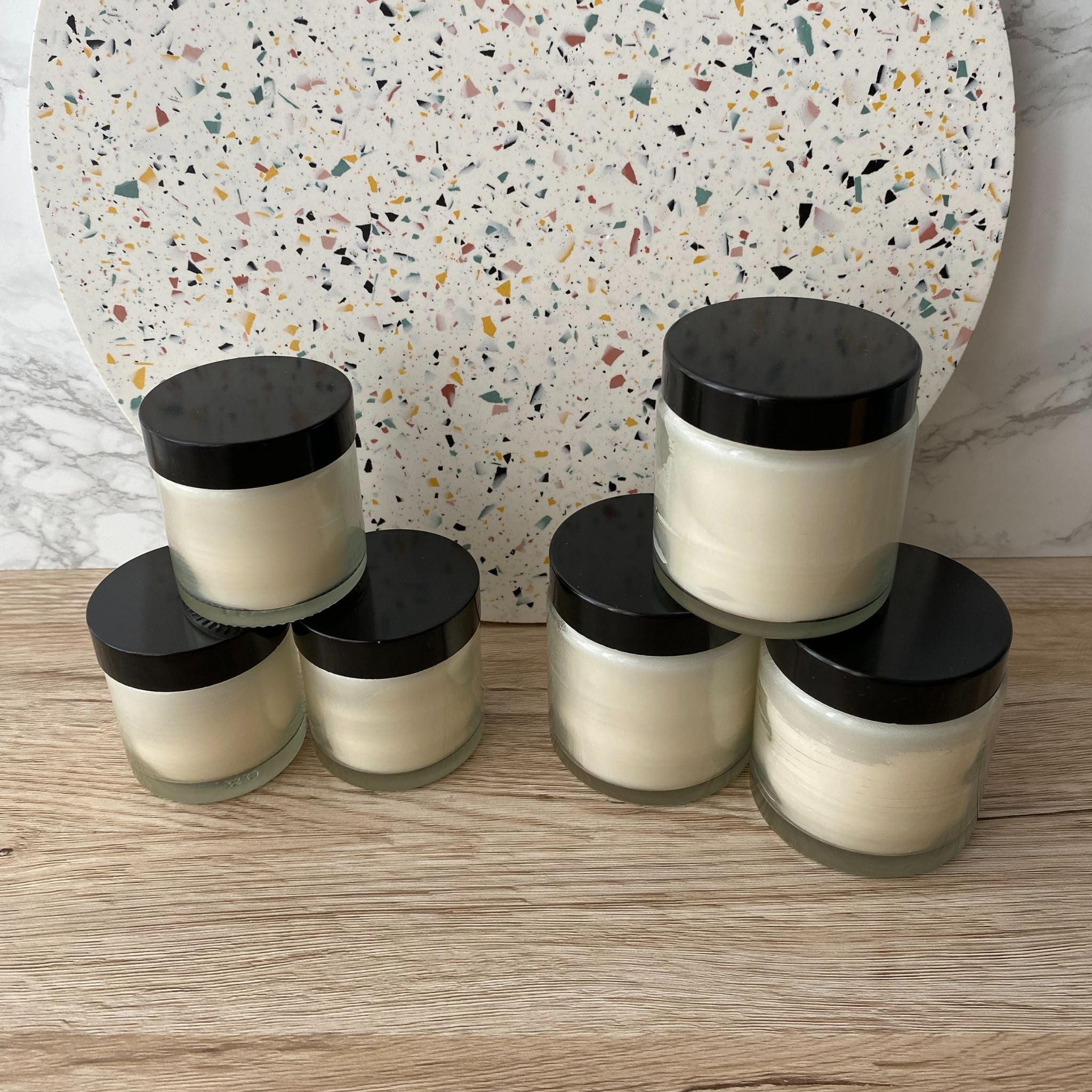 Très Amsterdam - Whipped Geurkaars - Cedar wood - Winter - Glitter Très Amsterdam - Whipped Geurkaars - Cedar wood - Winter - Glitter