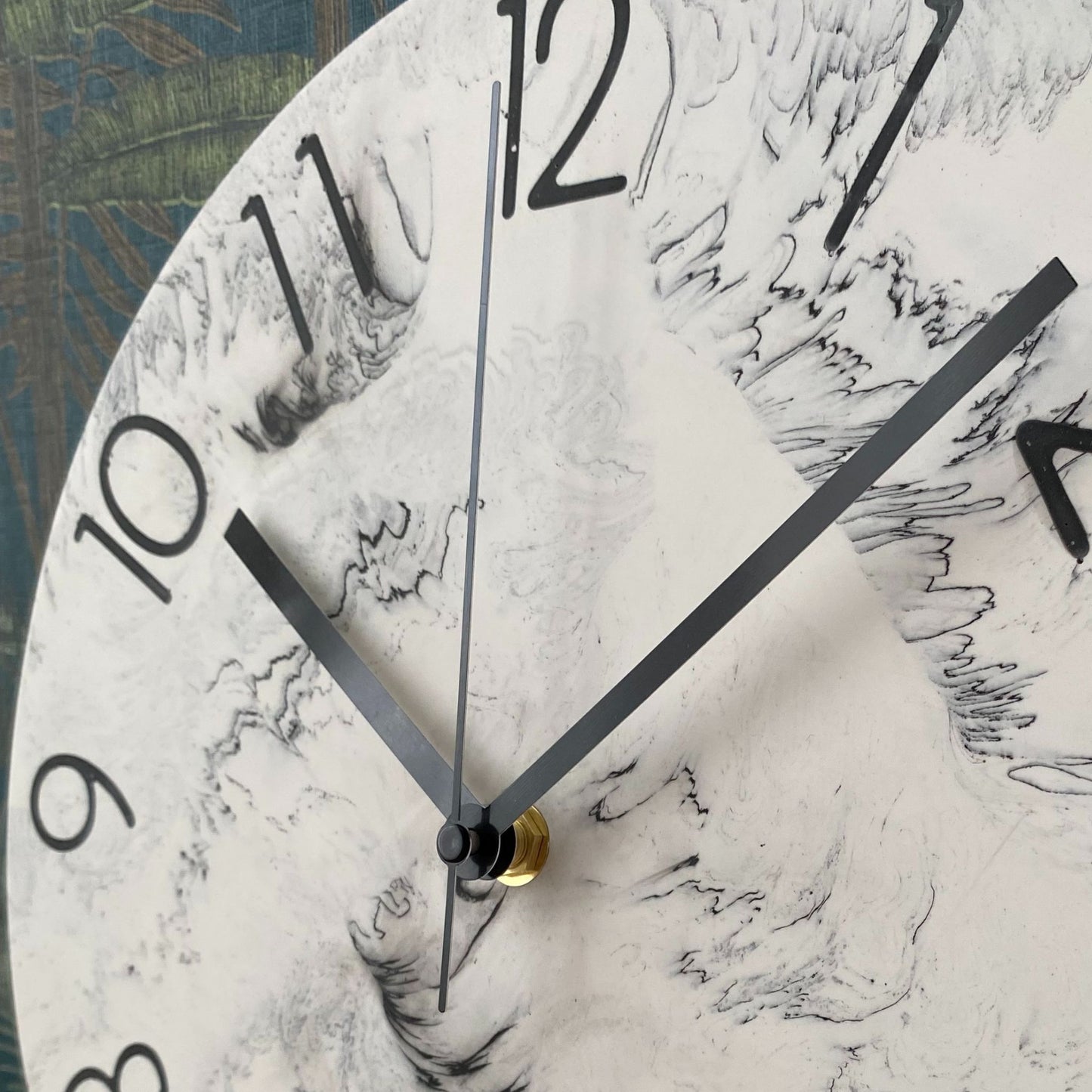 Klok met cijfers - Marmer wit